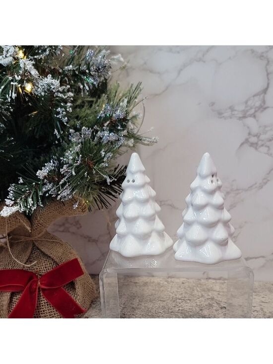Other - Ceramic Christmas Tree Salt & Pepper shakers